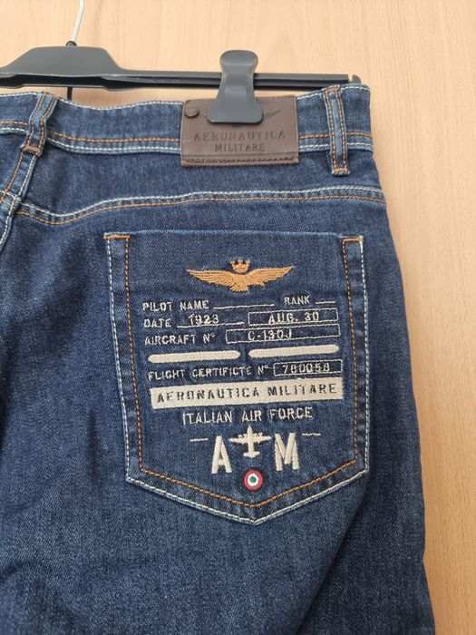 Чоловічі штани Aeronautica militare 33 розмір