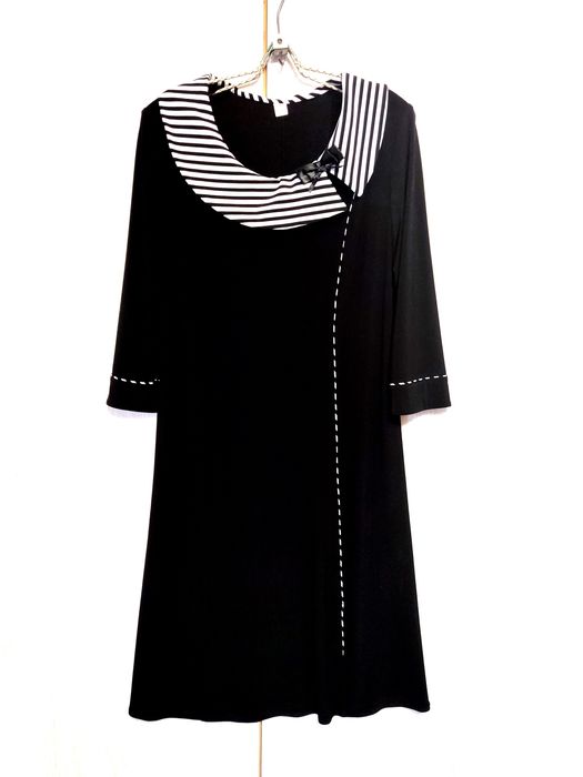 Платье классическое чёрное, р.52-54