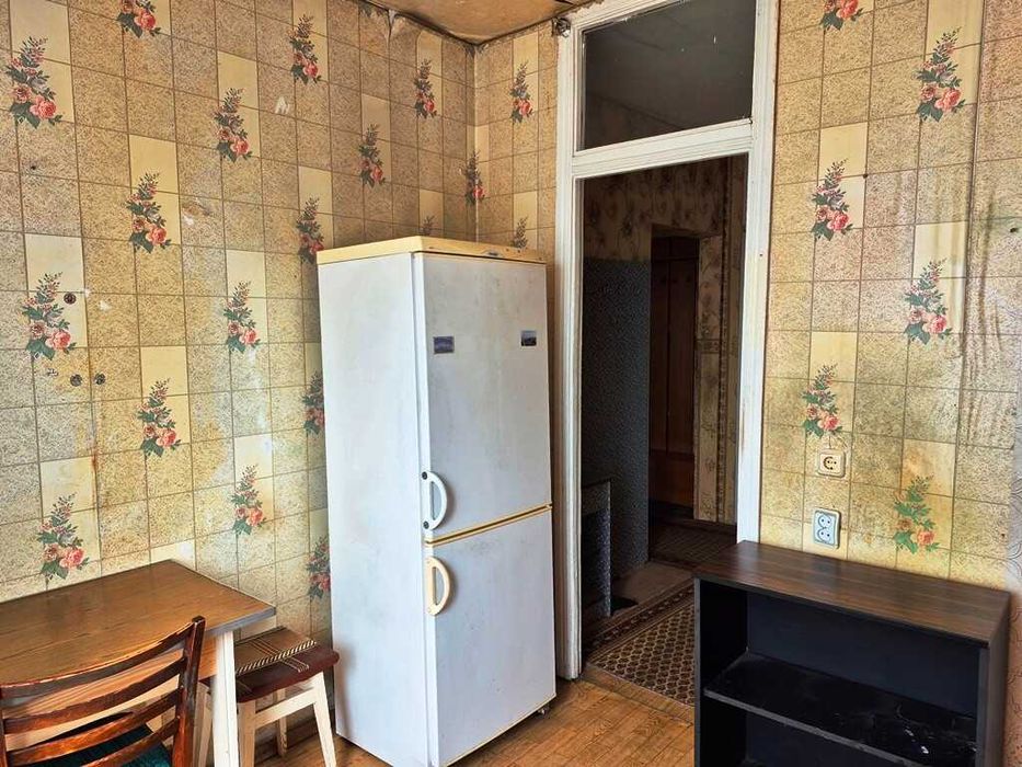 Продаж 2-кімнатної квартири, Дарницький район, метро Позняки, вулиця Ахматової Анни.