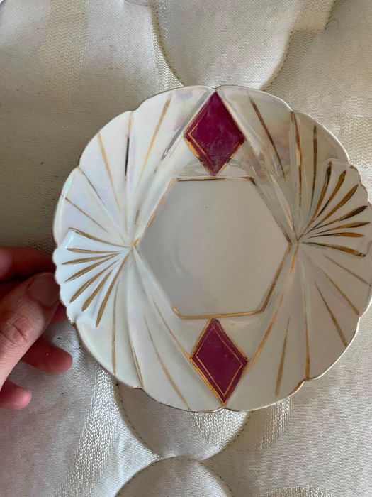 Chávena com pires vintage art déco dourada e rosa