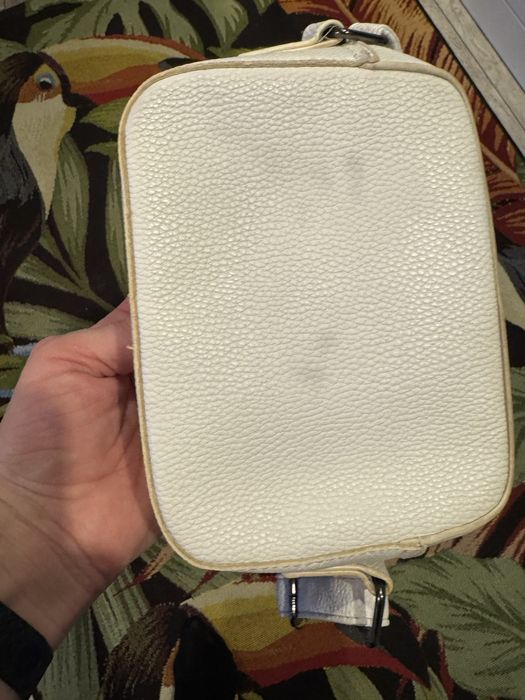 Torebka na dlugim pasku