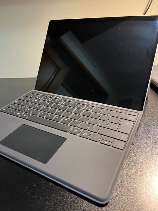 Computador Surface Pro 8
