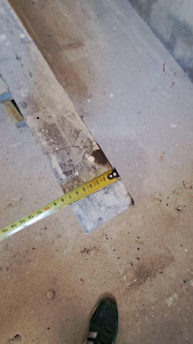 Redução de preço // Vendo réguas de alumínio de pedreiro - Usadas // r