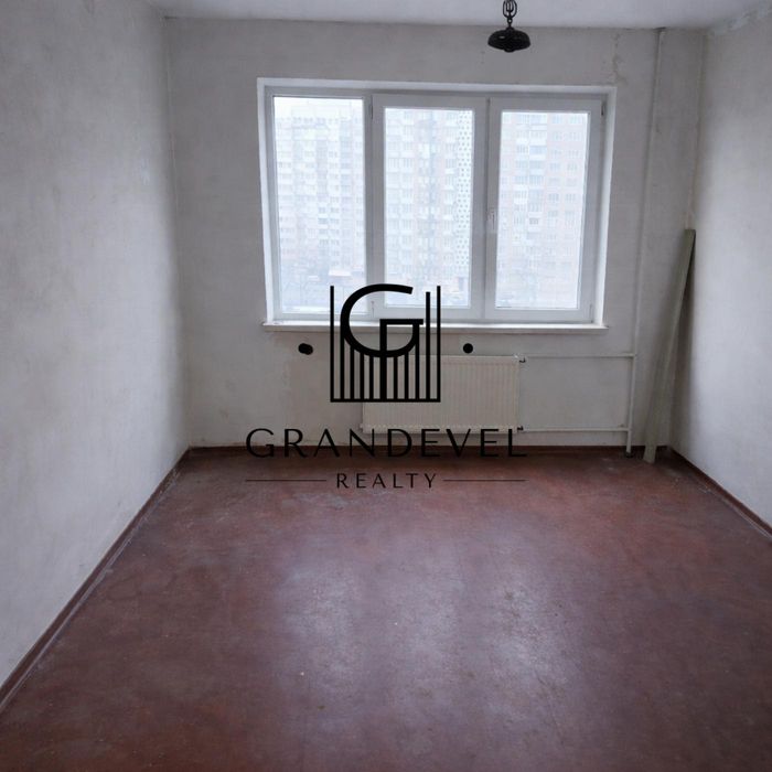 Продаж 2к квартири вул. Йорданська 4а, Оболонь