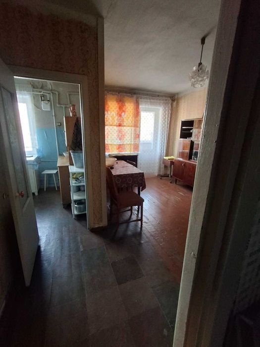 Продається 2-х кім. кв. р-н Червоної ! Сертифікат !