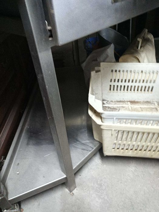 Mesa inox de canto 120x120cm