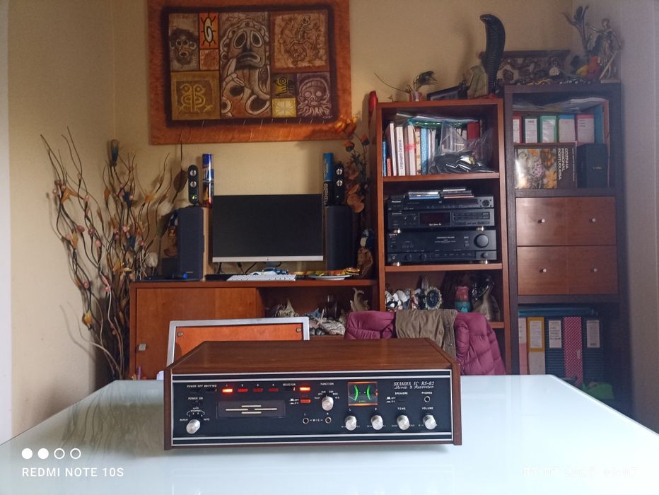 Amplificador SKANDIA  IC RS-82