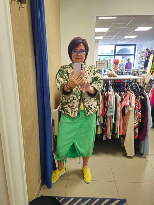 Wdzianko, narzutka wiskoza Italy r. Uni zielone liście !!!