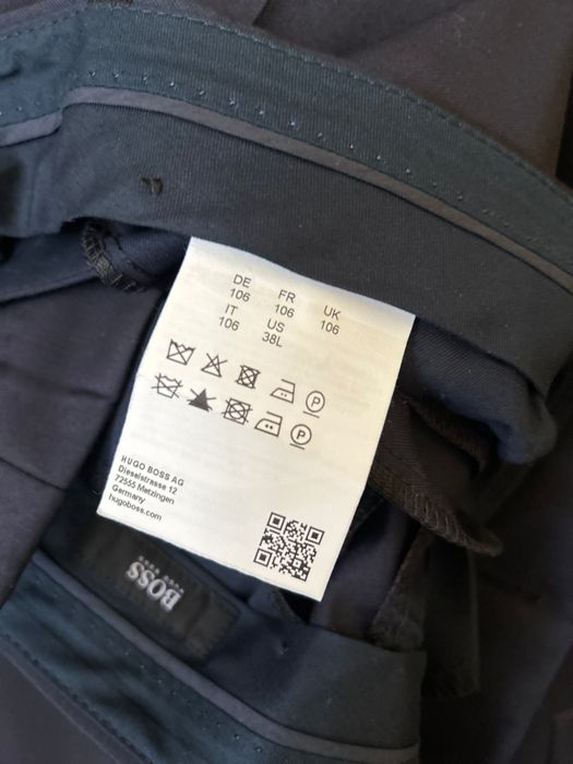 Чоловічий класичний комтюм Hugo Boss  /новий/