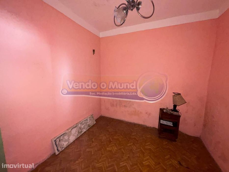Moradia T2 + 1 em Mora (MOR104)
