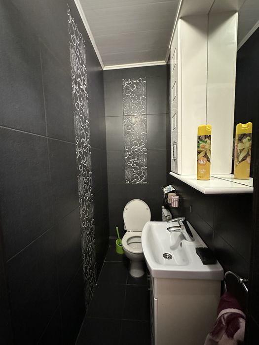 Здам Будинок біля Центру Жуковського(Архітектора Бургіньйона)