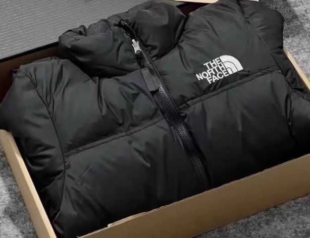 Czarny kurtka puchowa The North Face damska – Nowość sezonowa  S