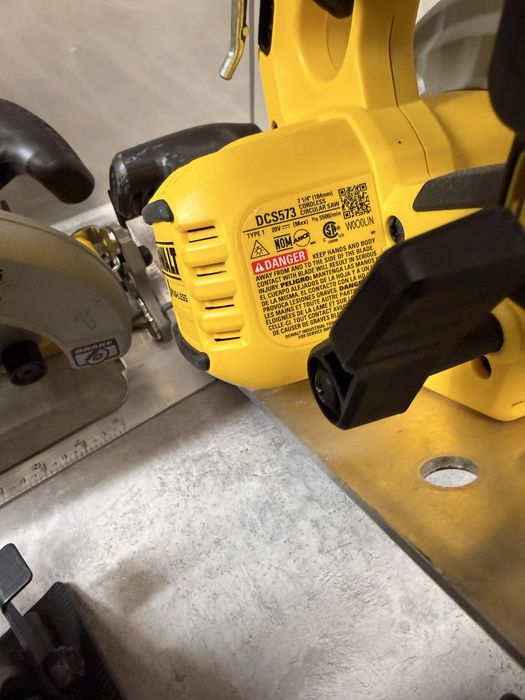 DeWALT 165/184mm 20/60Vmax дискові пили DCS565/570/573/577/578 США