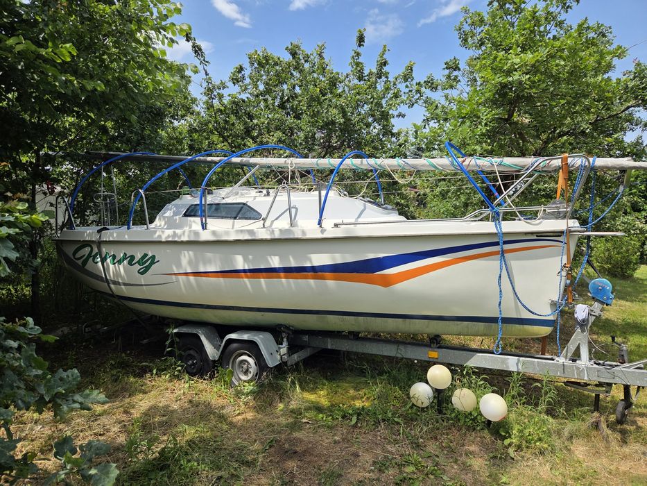 Jacht Corvette 600
