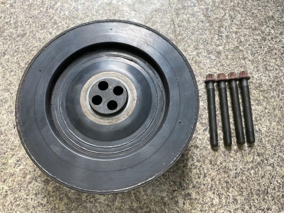 Kolo pasowe walu sruby 3.0 D 3.5 D M57 BMW X5 E70 X6 E71 E92 E63 E60 E83 OE