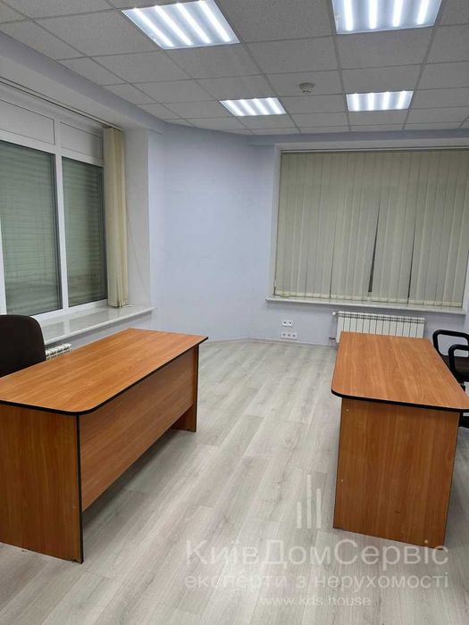 Без % продам офісне приміщення метро Святошин Житомирська Котельникова 35 є генератор