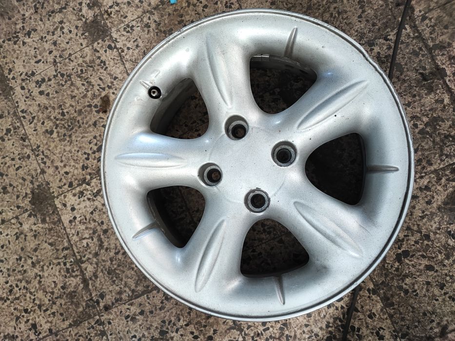 Vendo  rodas 15 Em perfeito estado