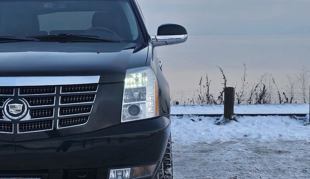 Cadillac Escalade Hybryda. Piękny i oszczędny. Tylko 96000 km!