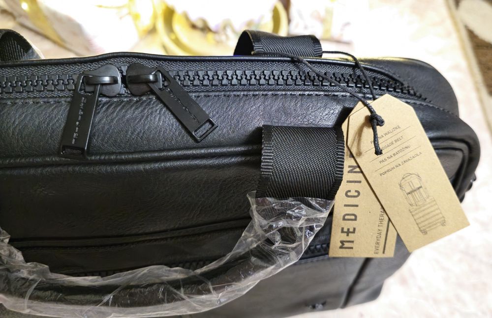 Мужская кожаная сумка для ноутбука Medicine