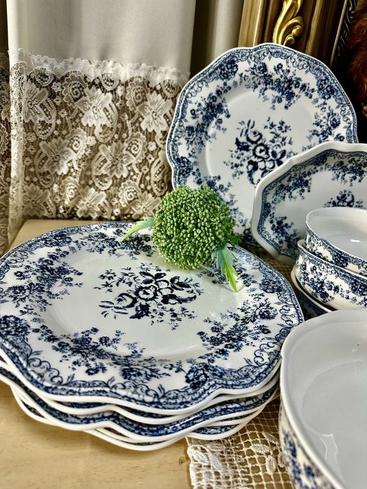 Чайно столовий сервіз