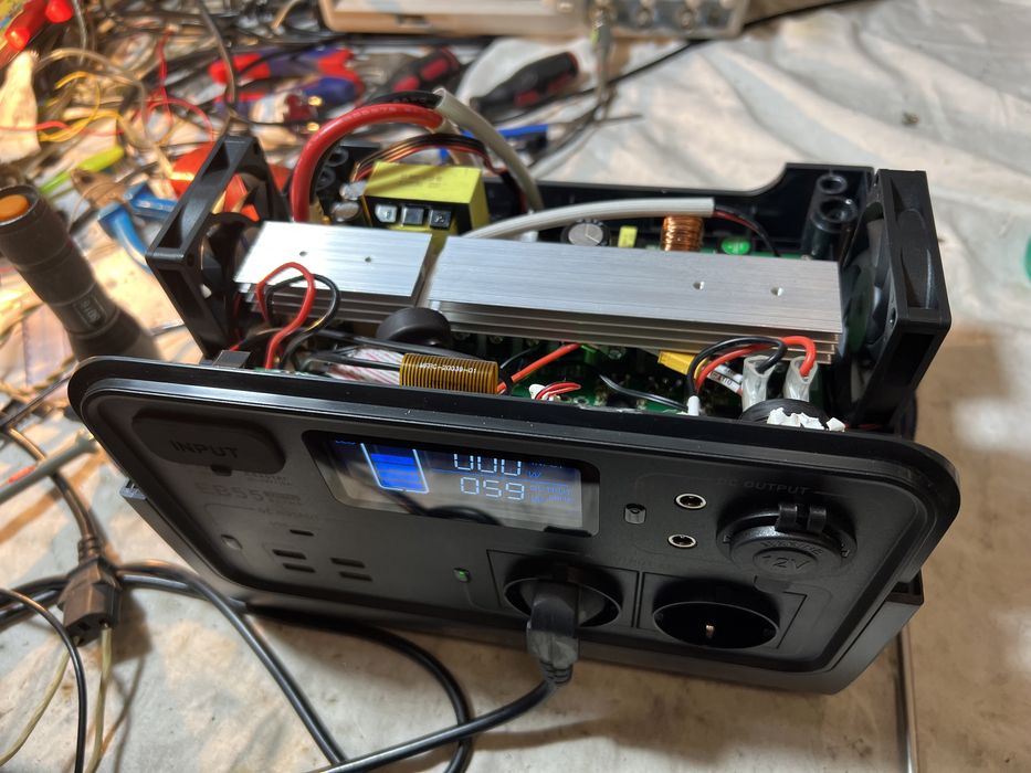 Ремонт зарядних станцій та інверторів Bluetti, ecoflow, deye