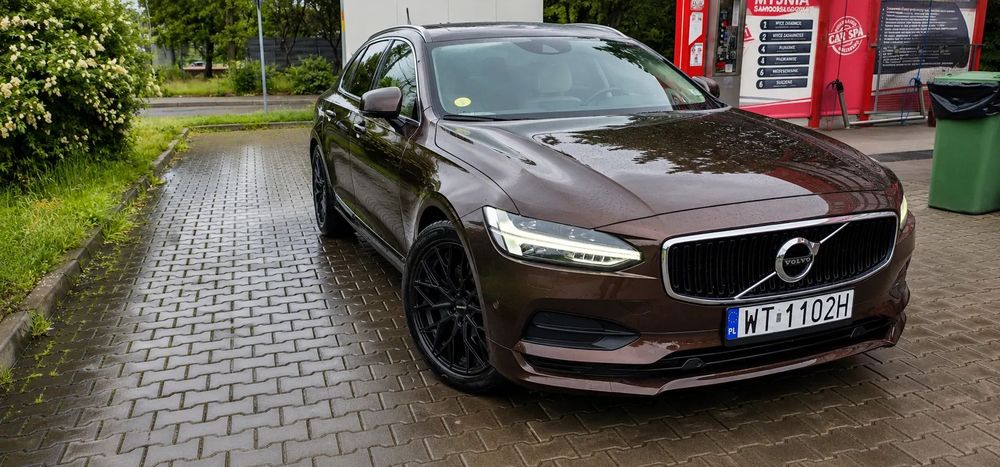 Volvo V90