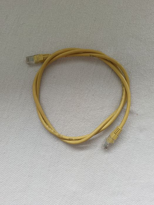 Kabel ethernet 1 metr żółty