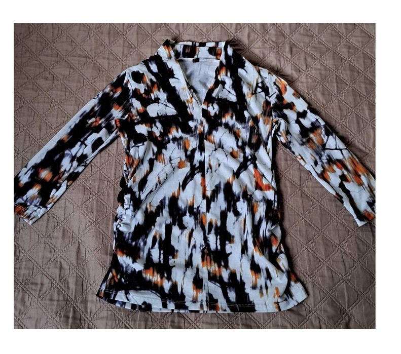 Efektowna wzorzysta bluzka Takko Fashion