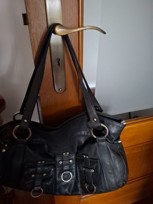 Carteira de pele preta, fumada