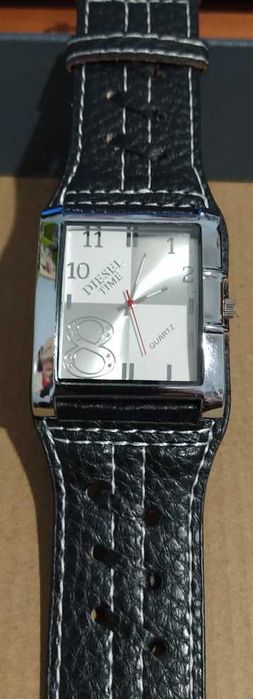 Relógio Diesel Time Cinzento - Novo