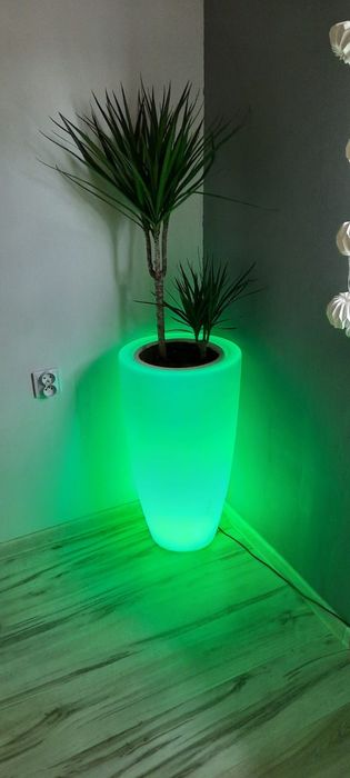 Doniczka Led elho