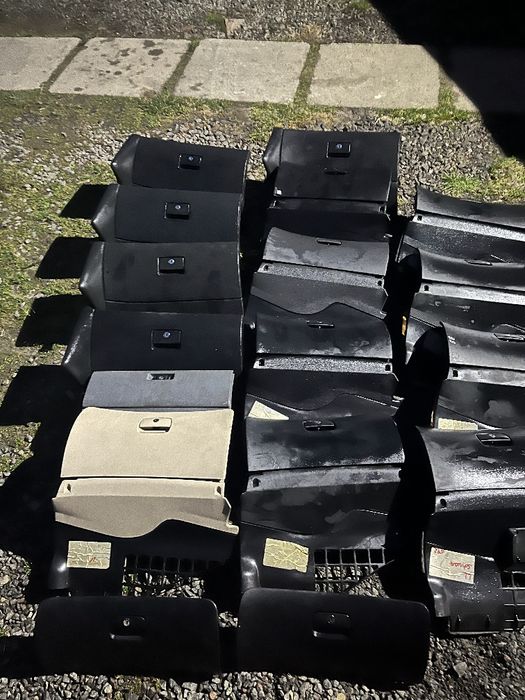 Кришка пасат в5 бардачка пасат б5 + гольф 4 бора фольцваген ,бардачок