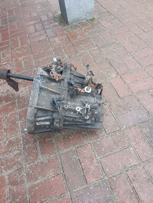 Skrzynia silnik czesci ZPS 1.6  6 biegow suzuki M16a SWIFT SX4 vitara