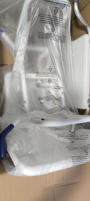 Cadeira Giratória p/Banheira PRIM- NOVA