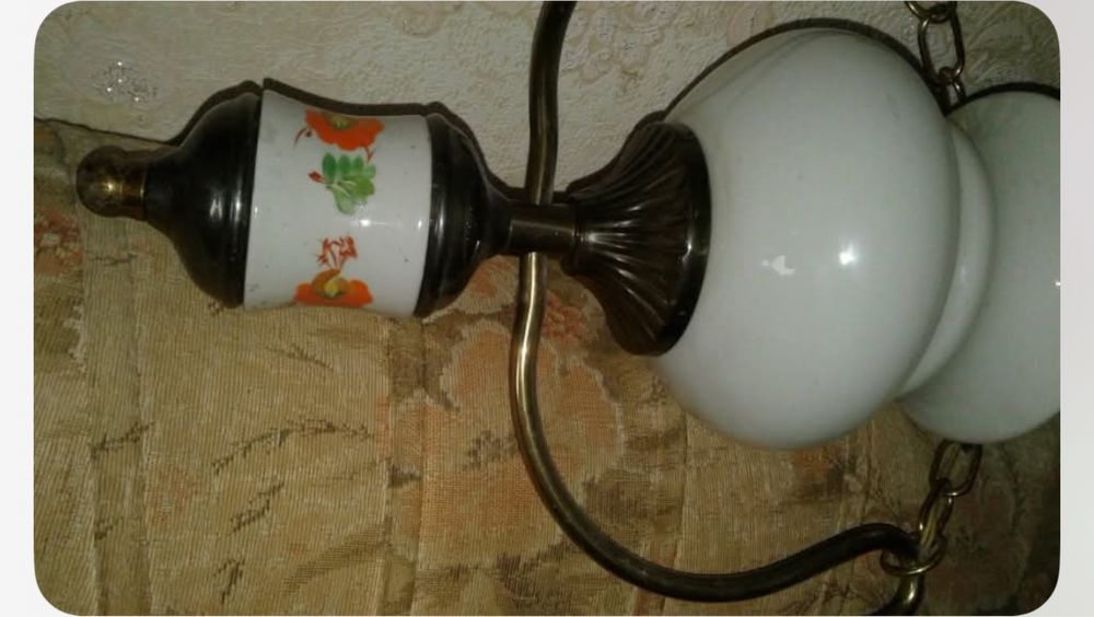 Продается люстра