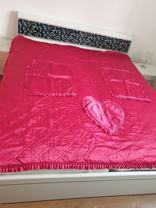 Покривала на ліжко