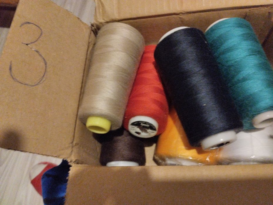 Sprzedam nici odzieżowe