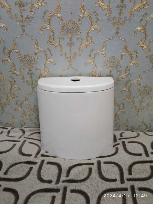 продам  бачок смывной