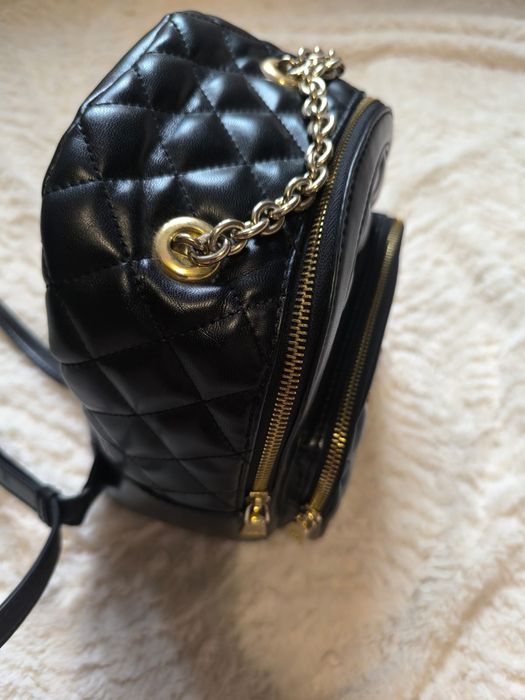 Mala Love Moschino