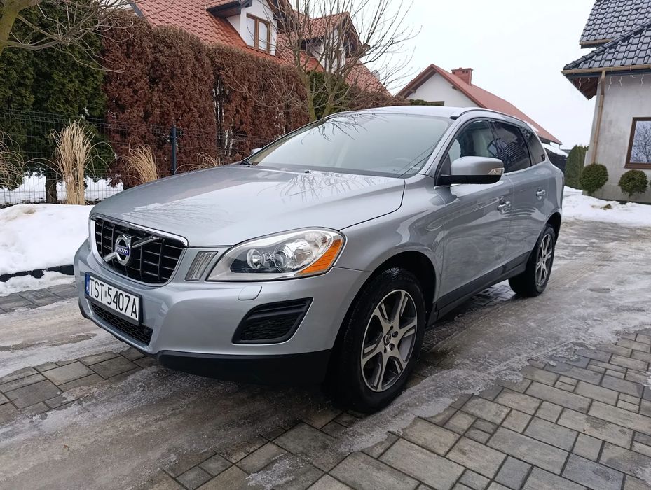 Volvo XC 60 2.0 5 cylindrow 50 tys przebiegu