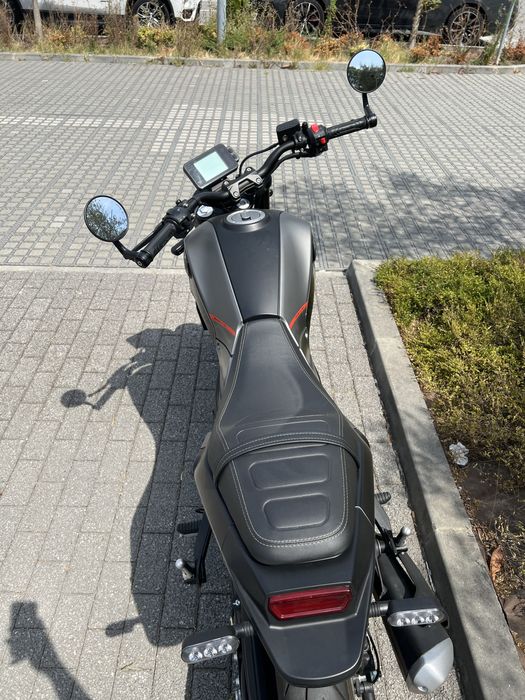 Leoncino 125 Benelli