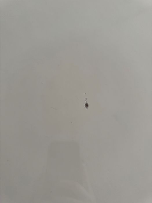 Mesa branca c/ pés de vidro