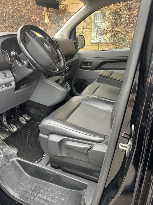 Продам Opel Vivaro
