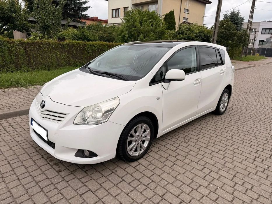 Toyota Verso Verso 7-osobowa, Panorama dach, NAVI, Klimatronic, Nowe Opony