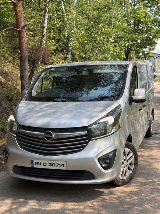 Розборка Опель Віваро Рено Трафік 3,4 Разборка Opel 2,3 Vivaro Крило Бампер Двері