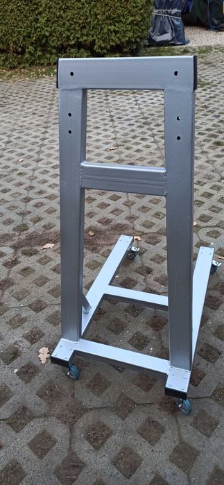 Wózek serwisowy pod silnik zaburtowy