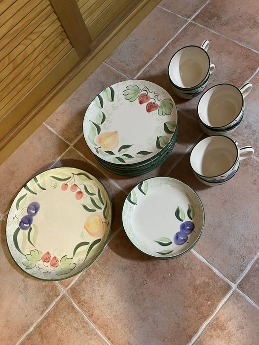 Conjunto de loiça típica