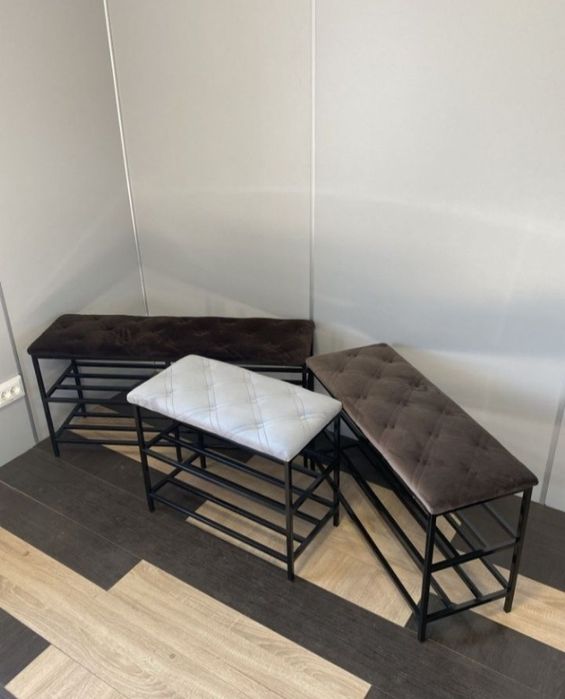 Стильна банкетка у прихожу — функціональність і естетика