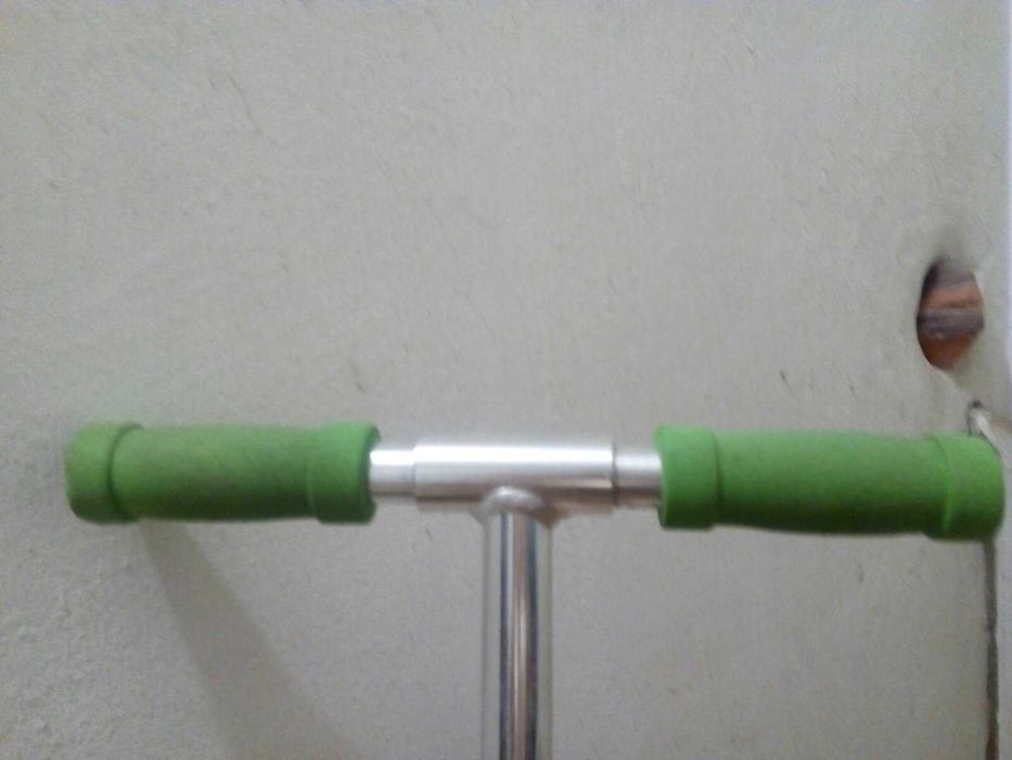 Самокат дитячий металічний