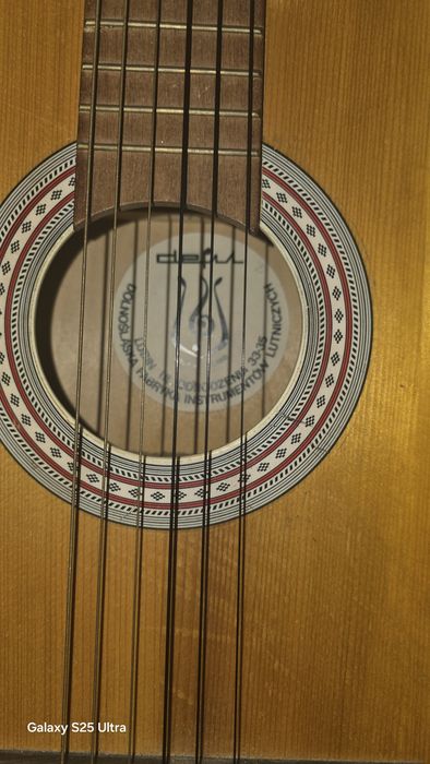Gitara akustyczna DEFIL